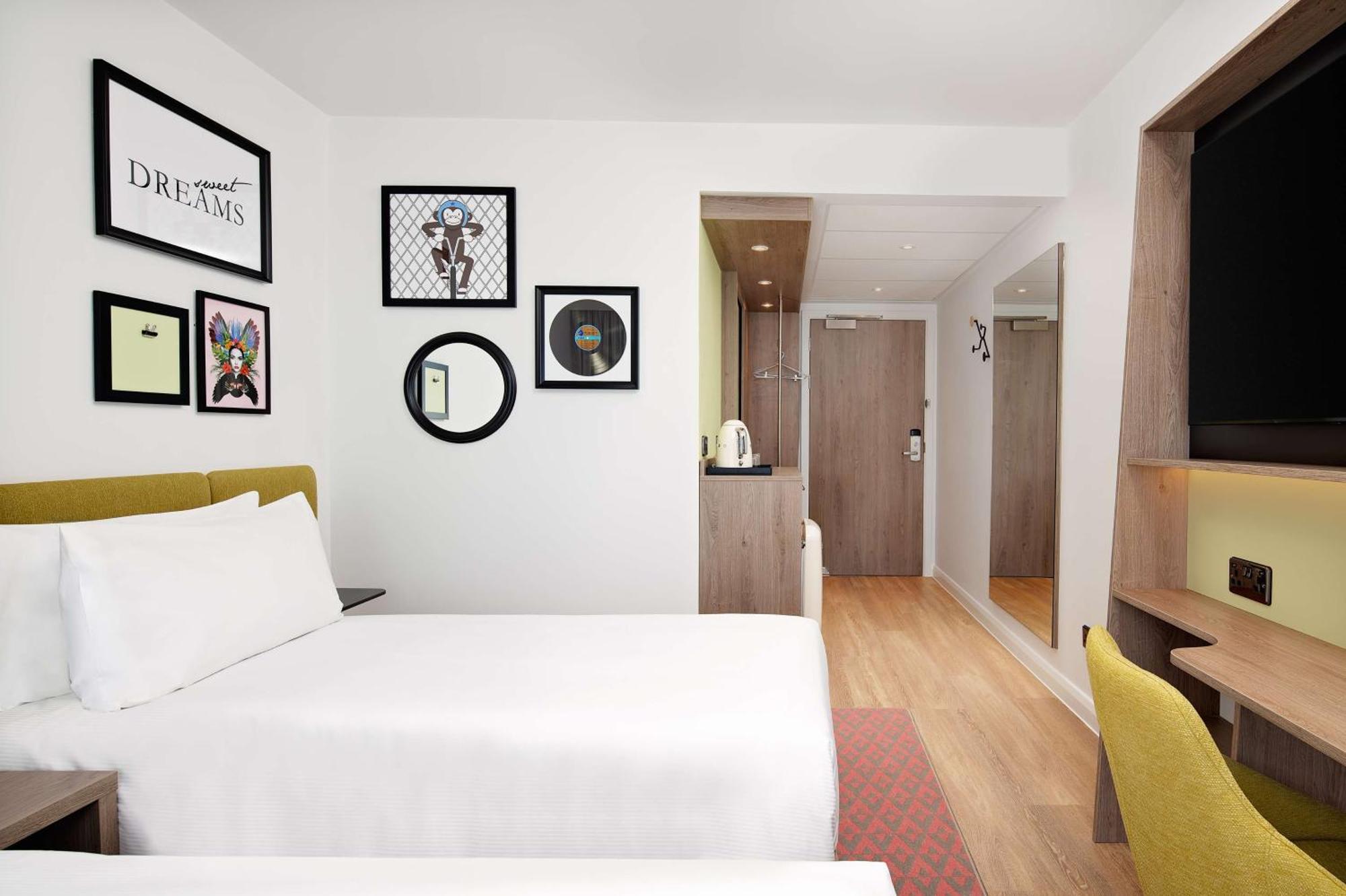 Hotel Hampton By Hilton High Wycombe Zewnętrze zdjęcie