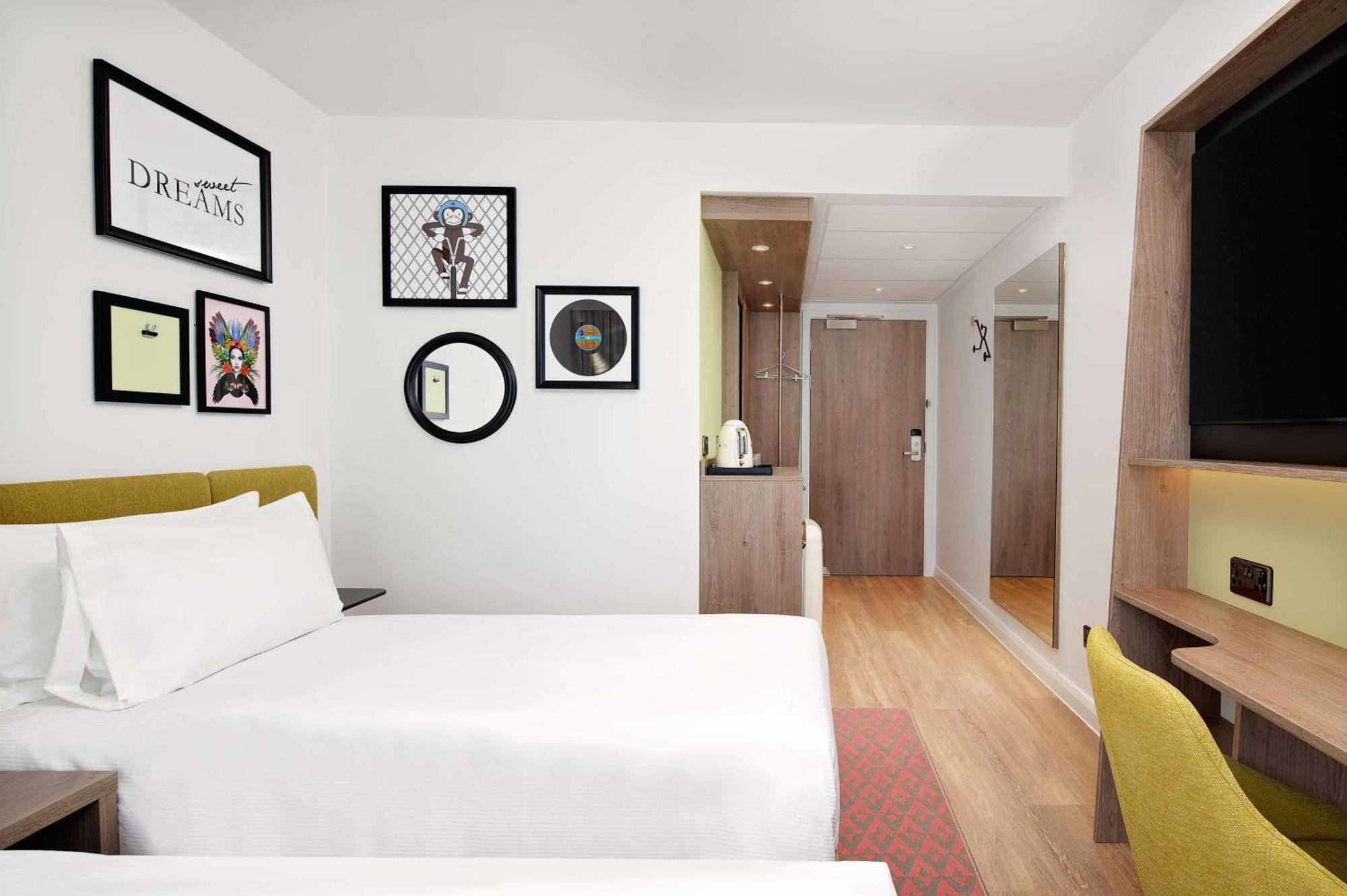 Hotel Hampton By Hilton High Wycombe Zewnętrze zdjęcie