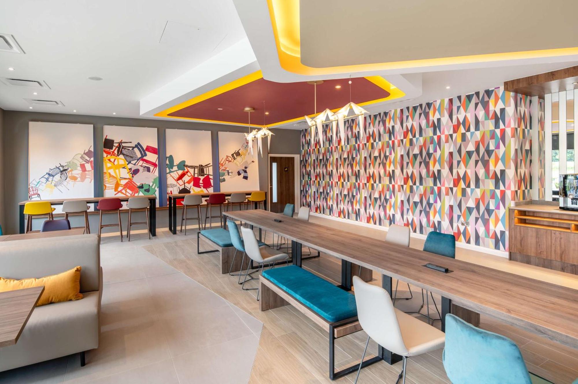 Hotel Hampton By Hilton High Wycombe Zewnętrze zdjęcie